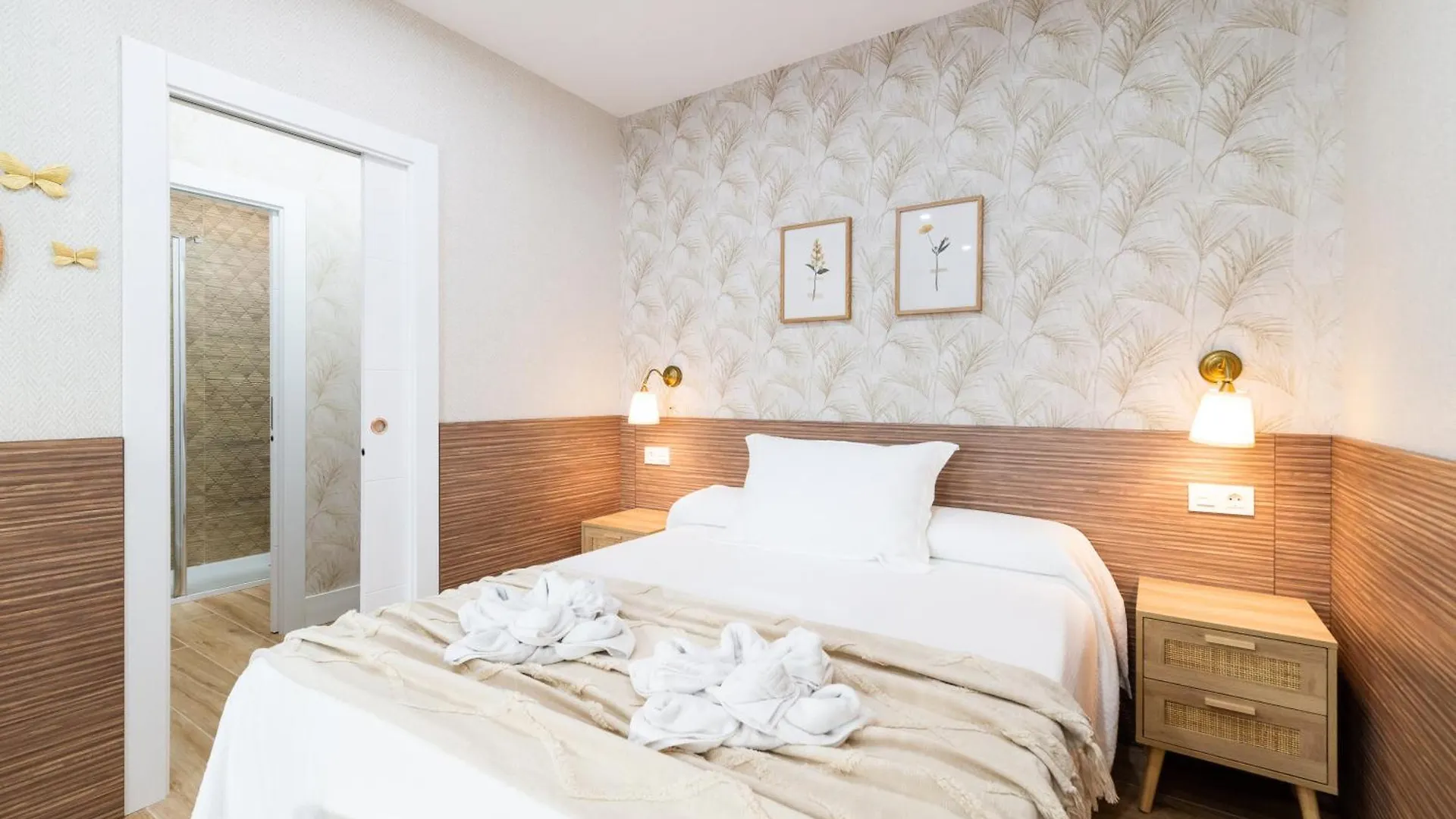Estudio Reformado En Granada Apartmán
