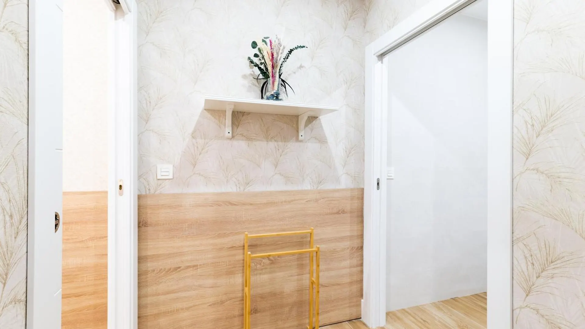 Estudio Reformado En Granada 0*,
