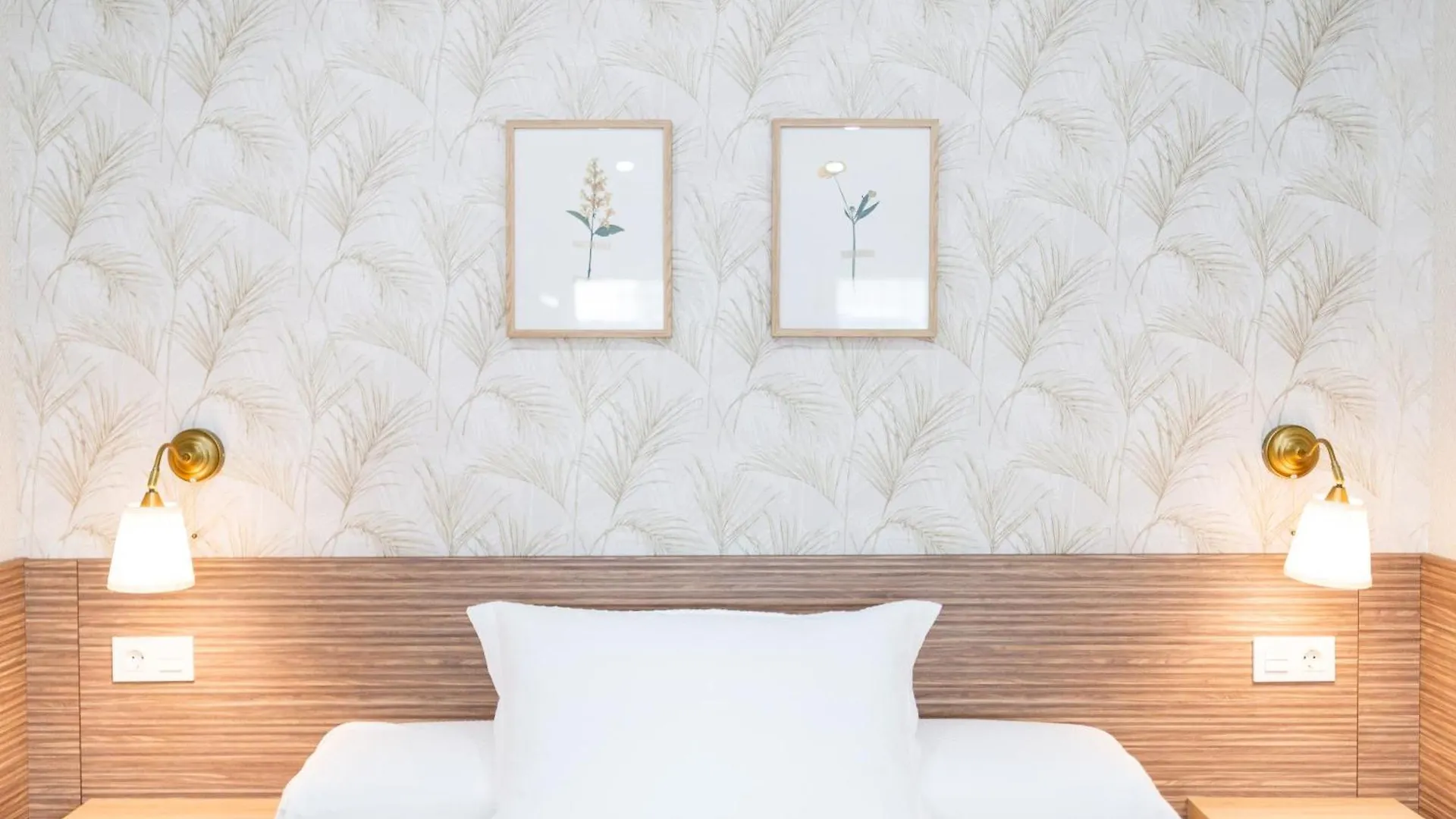 Estudio Reformado En Granada Apartmán